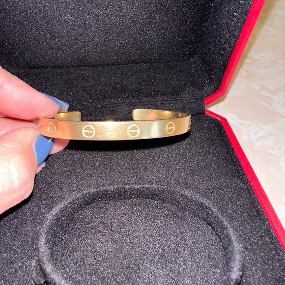 Cartier cuff LOVE bracelet yellow gold size 18 - Picture 2 of 12